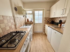Kitchen- click for photo gallery
